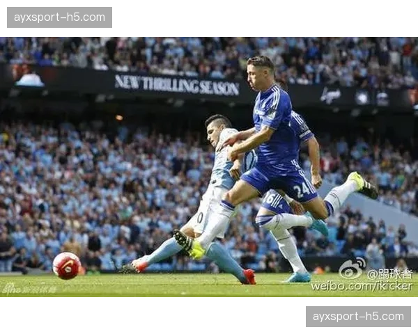 战术图解：解析勒沃库森阿隆索如何用不对称的3-4-3破解密集防守